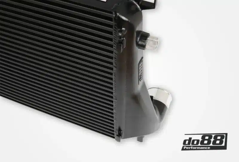 Intercooler D088 pour plate forme MQB et moteur 1.8/2.0 TSI pour VW , AUDI ,Seat , Skoda avec Durites noirs/rouges/bleus au choix – Image 8