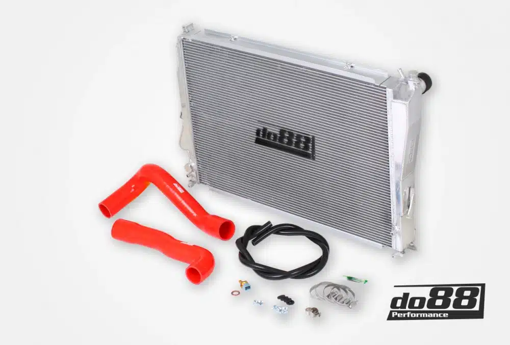 Radiateur de moteur Aluminium DO88 avec Durite couleur au choix pour BMW M3 E46 – Image 4